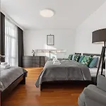 Skyline 127m With Terrace - Castle View Prag