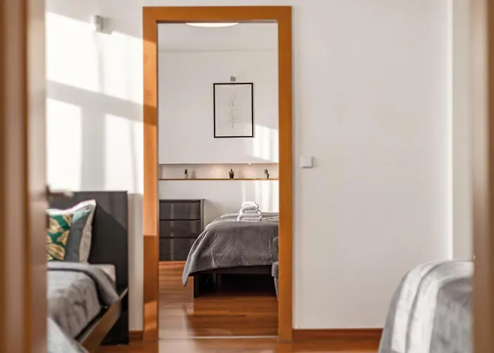 Skyline 127m With Terrace - Castle View *