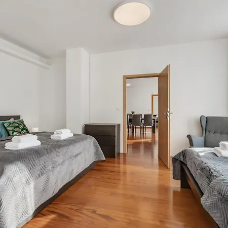 Apartmán Skyline 127m With Terrace - Castle View